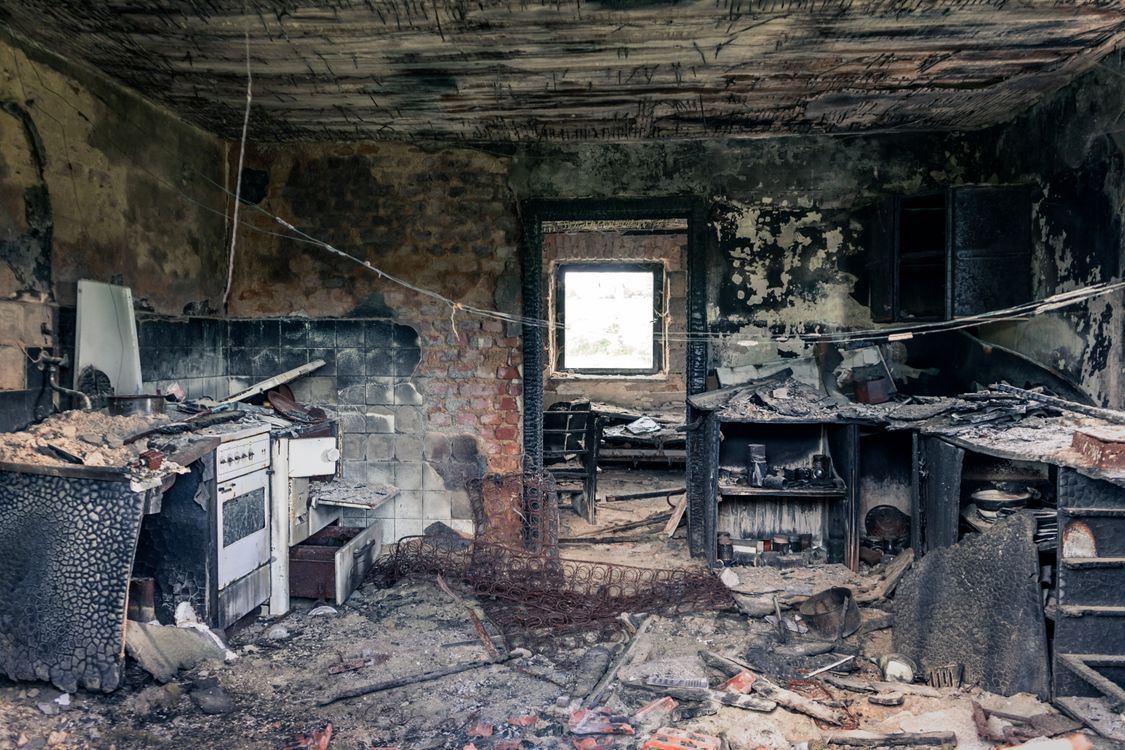 Fire remediation specialist treating a smoke-damaged property in Hemel Hempstead